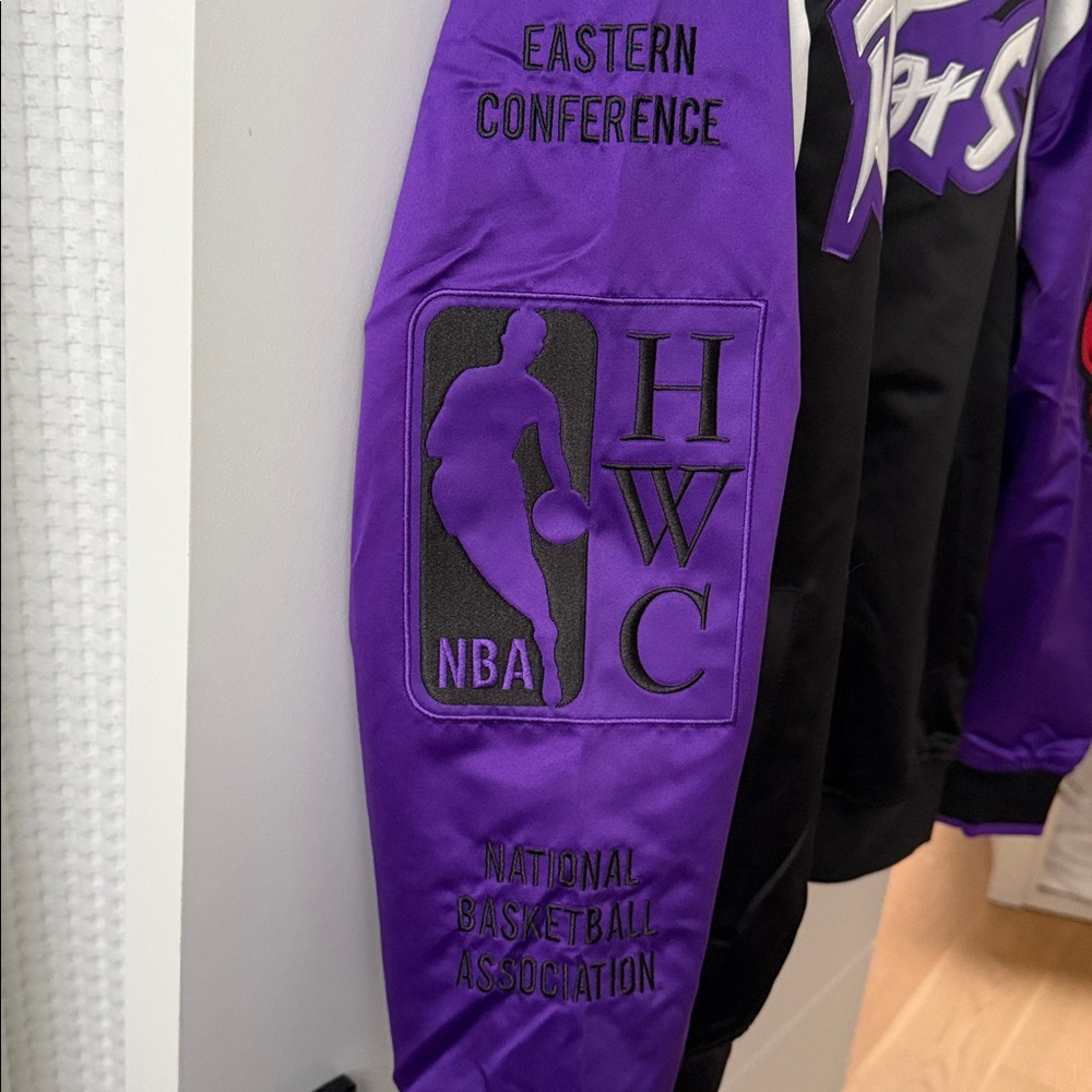 Mitchell & Ness Bomber Jacket - Picture 6 of 15